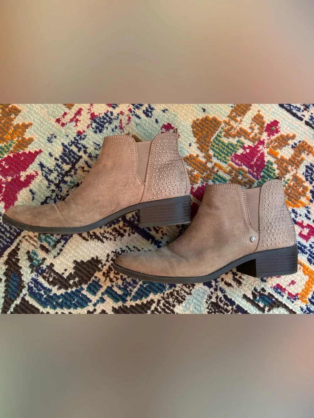 G by GUESS Women’s 8M Taupe Studded Chelsea Ankle Booties Block Heel